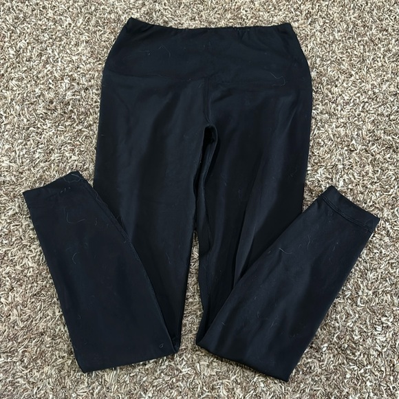 Yogalicious Black Leggings - Picture 1 of 3